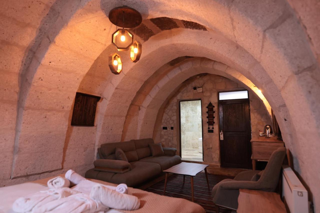 Stone Owl Otel & Restaurant أُتْشيسار المظهر الخارجي الصورة