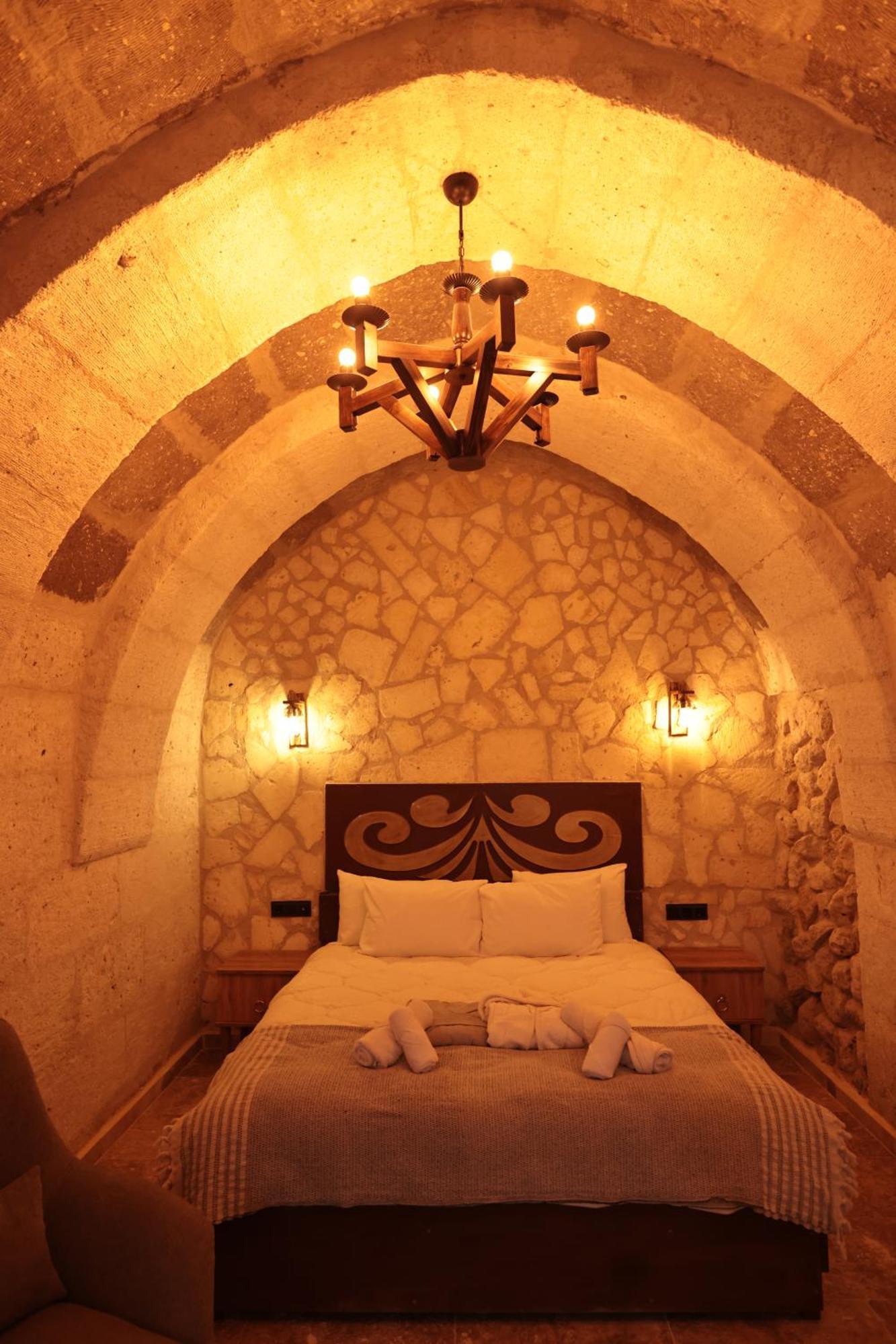 Stone Owl Otel & Restaurant أُتْشيسار المظهر الخارجي الصورة