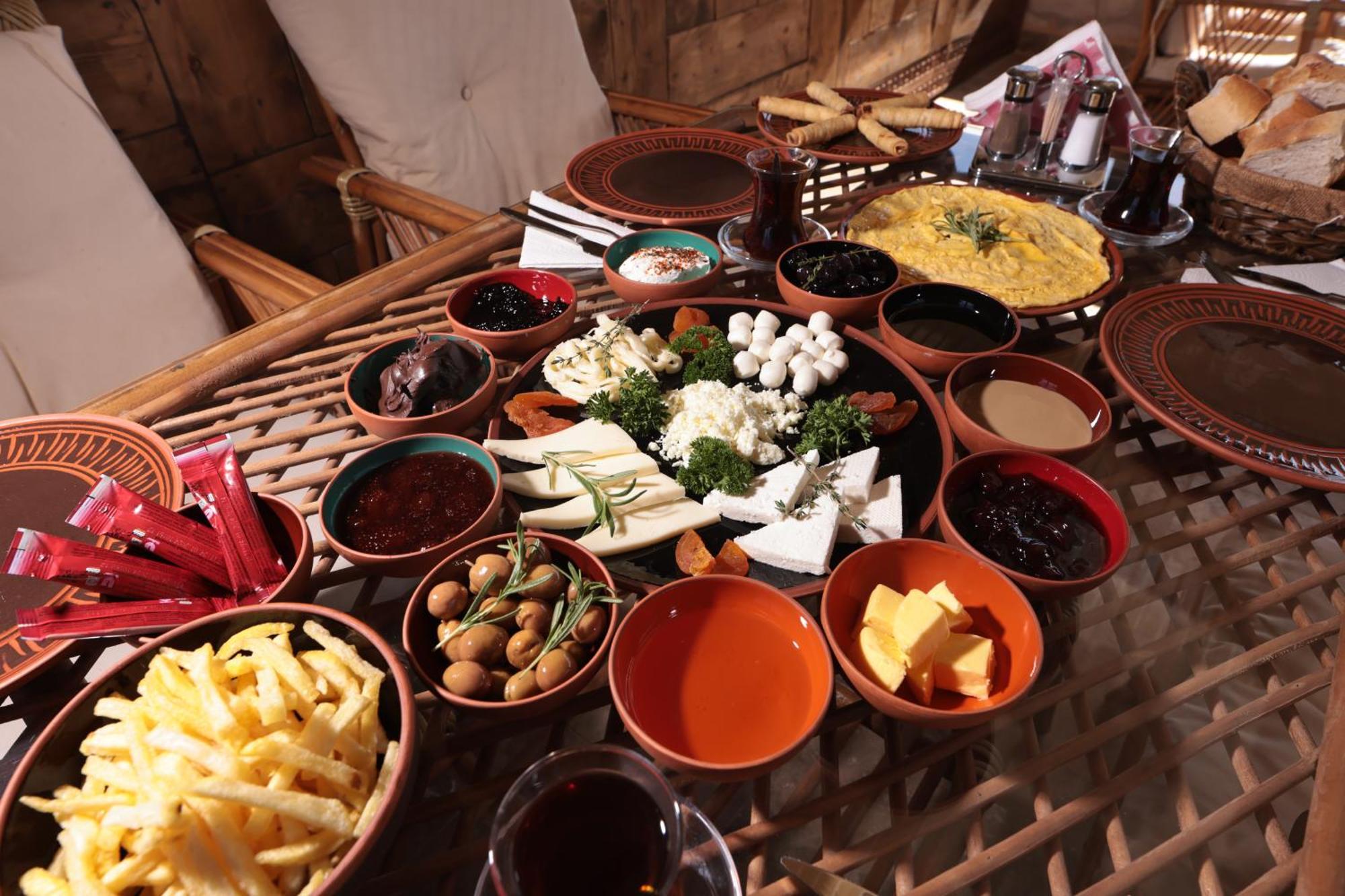 Stone Owl Otel & Restaurant أُتْشيسار المظهر الخارجي الصورة