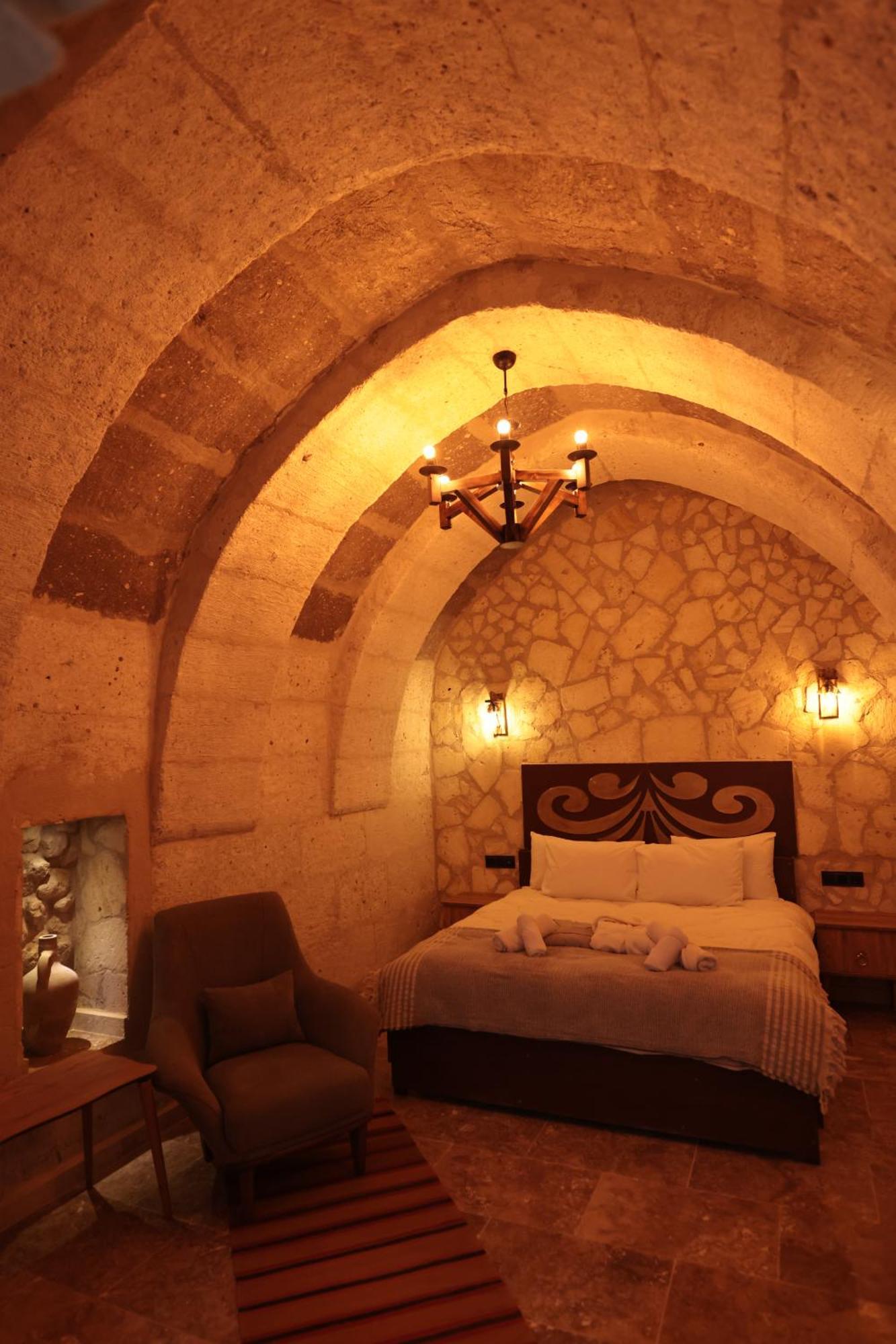 Stone Owl Otel & Restaurant أُتْشيسار المظهر الخارجي الصورة