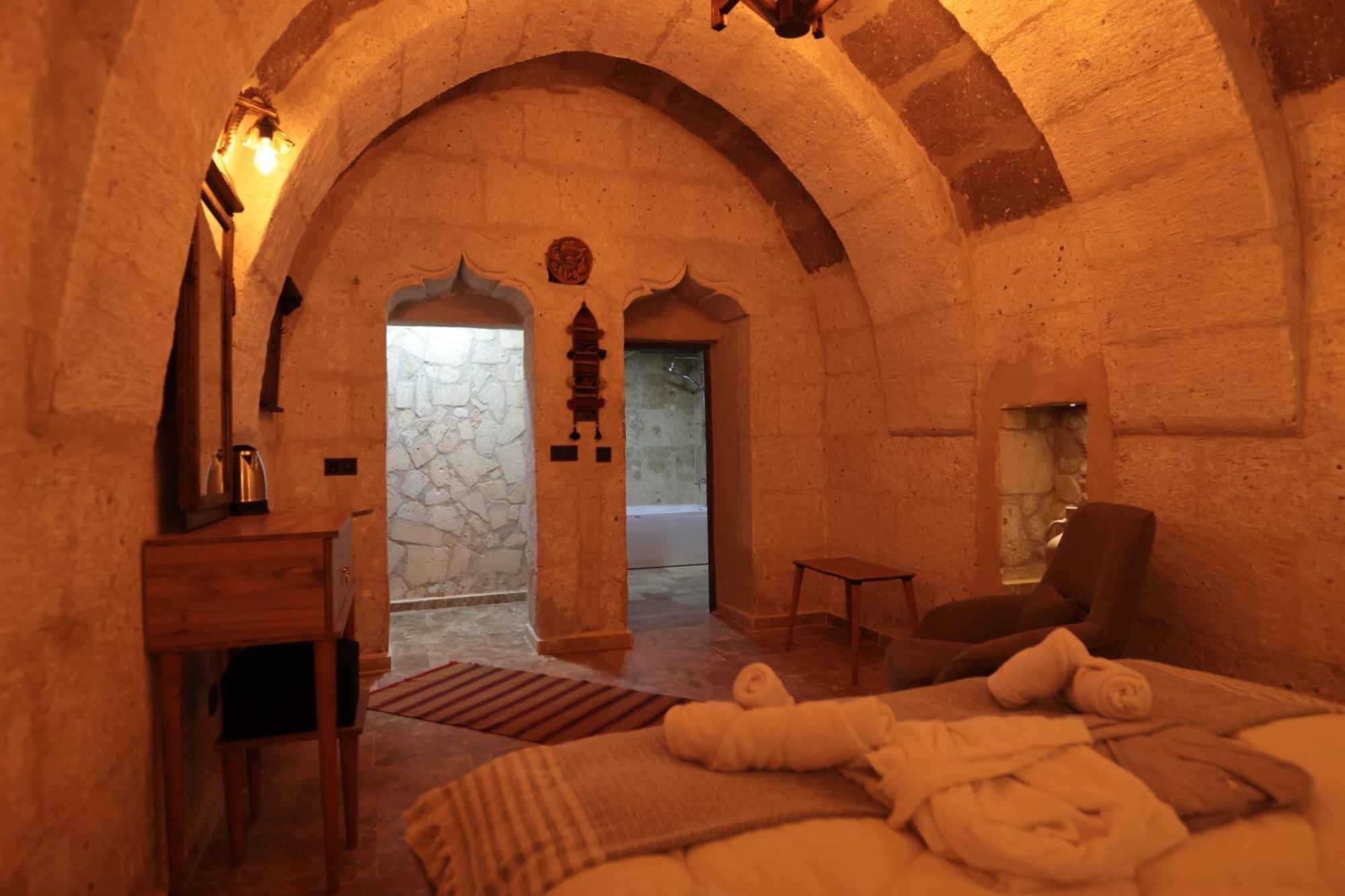 Stone Owl Otel & Restaurant أُتْشيسار المظهر الخارجي الصورة