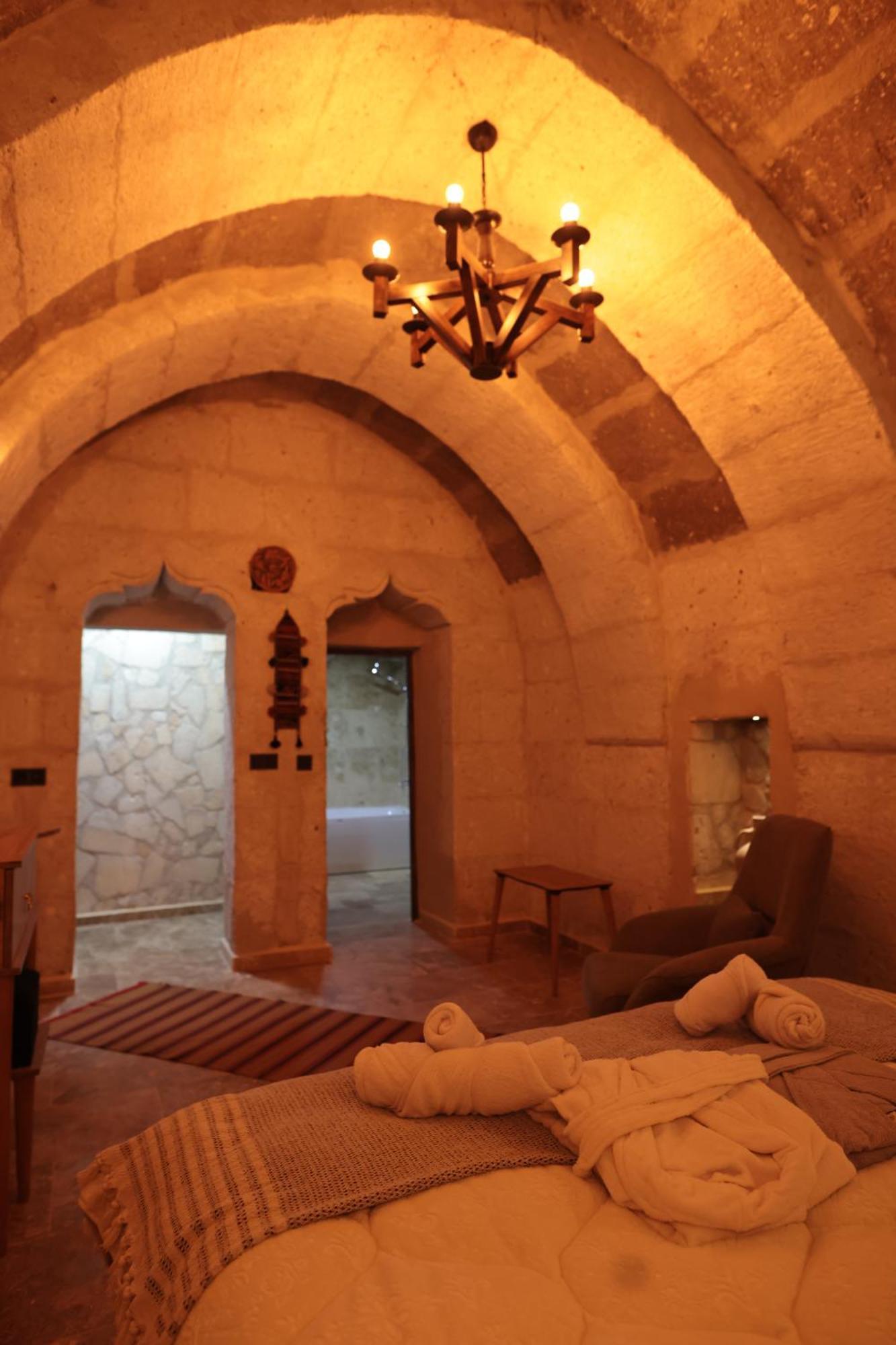 Stone Owl Otel & Restaurant أُتْشيسار المظهر الخارجي الصورة