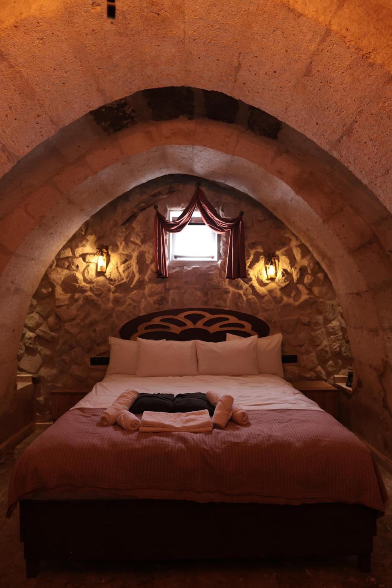 Stone Owl Otel & Restaurant أُتْشيسار المظهر الخارجي الصورة