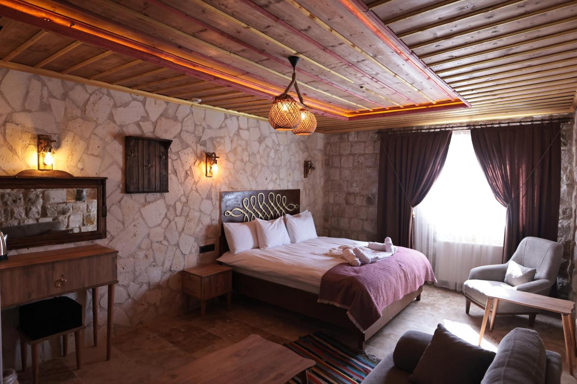 Stone Owl Otel & Restaurant أُتْشيسار المظهر الخارجي الصورة